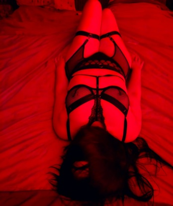 Аппетитная блондинка с изысканной внешностью и чувственным шармом готова привести тебя в состояние абсолютного блаженства. Позвони мне, и мы окунемся в мир страсти и наслаждения. Уверена, тебе понравится! 13789, 26 лет